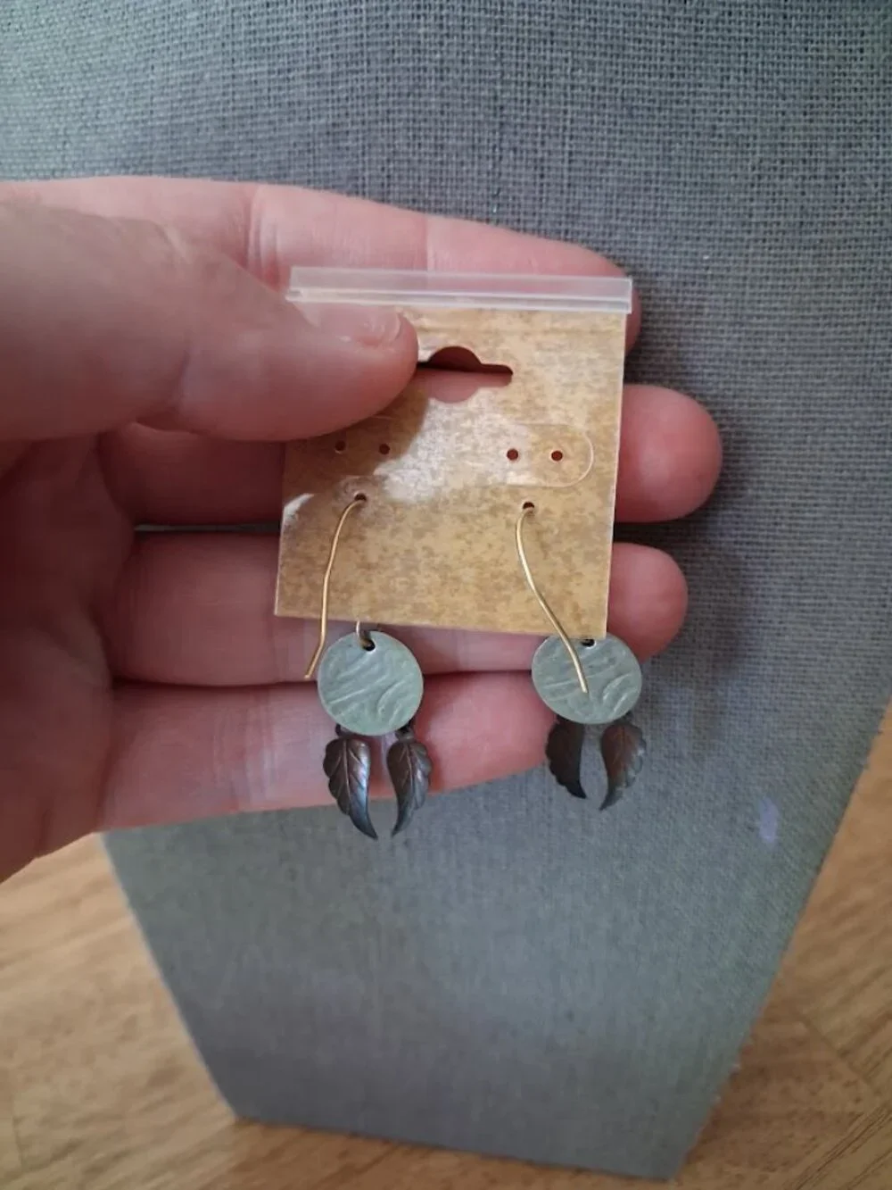 N/A pair dainty